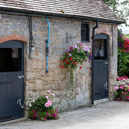 The Caradoc Villa Shrewsbury Exterior photo